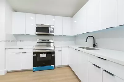 2324 NW 14th Ave, Miami, FL 33142 - Photo 8