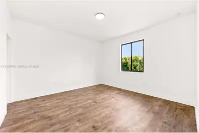 854 SW 1st St, Florida City, FL 33034 - Photo 20