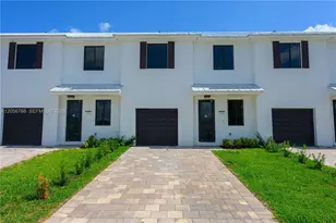 854 SW 1st St, Florida City, FL 33034 - Photo 1