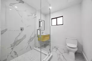 3050 SW 26th St, Miami, FL 33133 - Photo 14