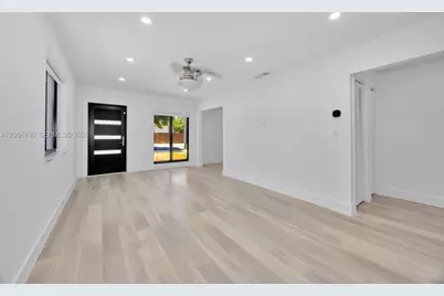 3050 SW 26th St #3050, Miami, FL 33133 - Photo 6