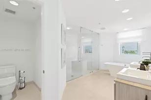 17111 Biscayne Blvd, North Miami Beach, FL 33160 - Photo 12