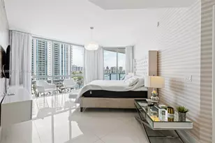 17111 Biscayne Blvd, North Miami Beach, FL 33160 - Photo 18