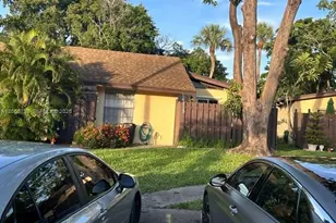 115 Fox Rd, Hollywood, FL 33024 - Photo 8