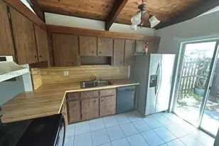 115 Fox Rd, Hollywood, FL 33024 - Photo 10