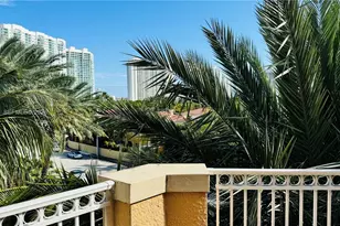 3001 NE 185th St, Aventura, FL 33180 - Photo 18