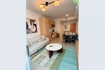 11 NE 6th St #705, Miami, FL 33132 - Photo 4
