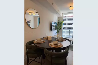 11 NE 6th St #705, Miami, FL 33132 - Photo 6