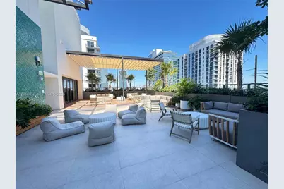 11 NE 6th St #705, Miami, FL 33132 - Photo 18