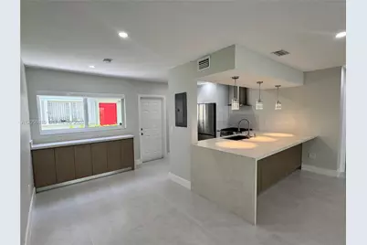7342 Gary Ave, Miami Beach, FL 33141 - Photo 6