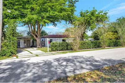 2198 NE 183rd St, North Miami Beach, FL 33179 - Photo 2