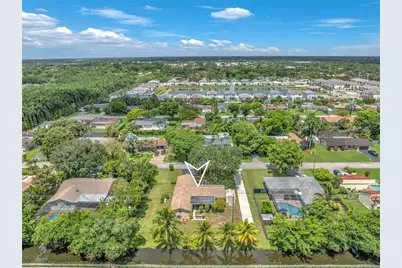 4770 SW 70th Ter, Davie, FL 33314 - Photo 40