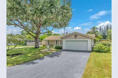 4770 SW 70th Ter, Davie, FL 33314 - Photo 2