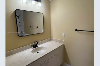 1133 Golden Lakes Blvd #812, West Palm Beach, FL 33411 - Photo 10