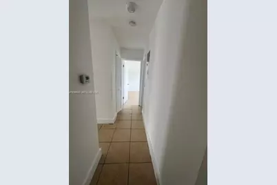 920 SE 2nd Ave #7, Hallandale Beach, FL 33009 - Photo 4