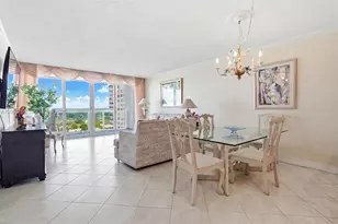 5601 Collins Ave, Miami Beach, FL 33140 - Photo 4