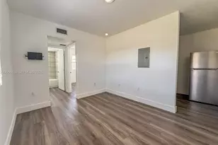 1710 NW 1st Ct, Miami, FL 33136 - Photo 2