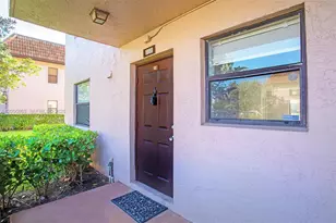 1000 NW 106th Terrace, Pembroke Pines, FL 33026 - Photo 2