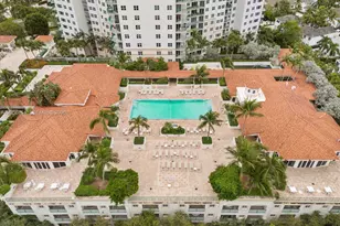 20000 E Country Club Dr, Aventura, FL 33180 - Photo 2