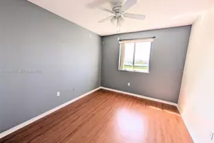2320 SE 23rd Rd, Homestead, FL 33035 - Photo 10