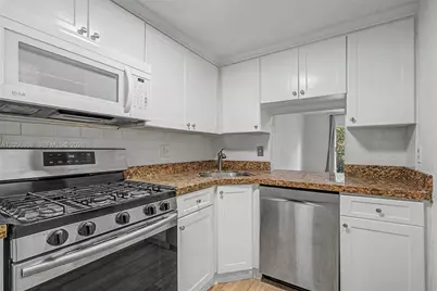 6709 N Kendall Dr #223, Pinecrest, FL 33156 - Photo 10
