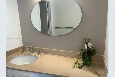 300 Bayview Dr #207, Sunny Isles Beach, FL 33160 - Photo 12