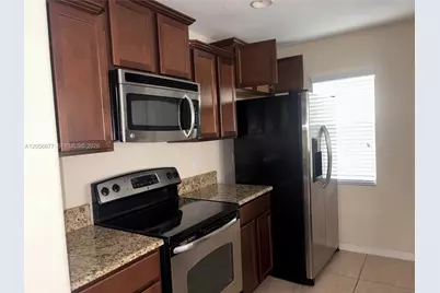 360 Carina Cir #360, Other City - In The State Of Florida, FL 32773 - Photo 2