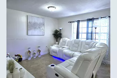 12423 NW 7th Ln, Miami, FL 33182 - Photo 6