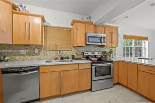 2427 SW 12th St, Miami, FL 33135 - Photo 8