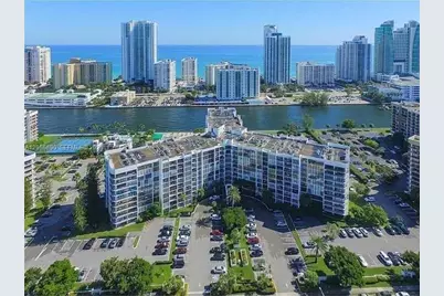 800 Parkview Dr #410, Hallandale Beach, FL 33009 - Photo 2