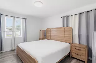 827 SW 3rd St, Florida City, FL 33034 - Photo 14