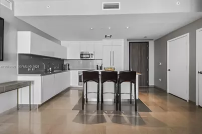 88 SW 7th St #3909, Miami, FL 33130 - Photo 10