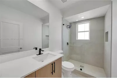 893 NE 81st St #1, Miami, FL 33138 - Photo 4