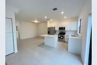 11846 SW 246 Ln #11846, Homestead, FL 33032 - Photo 8