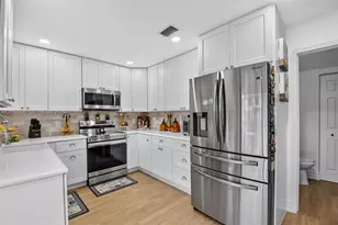 802 Landings Blvd, Greenacres, FL 33413 - Photo 18
