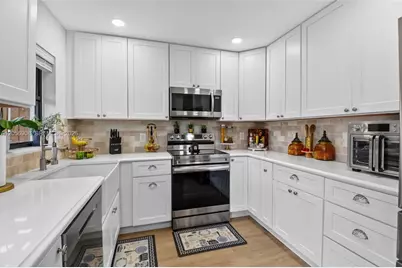 802 Landings Blvd, Greenacres, FL 33413 - Photo 20