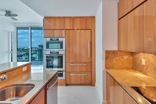 50 South Pointe Dr, Miami Beach, FL 33139 - Photo 18