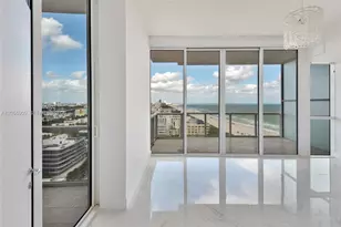 50 South Pointe Dr, Miami Beach, FL 33139 - Photo 24