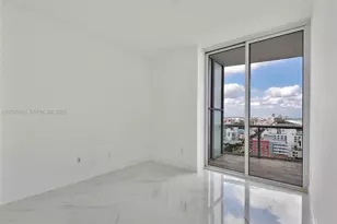 50 South Pointe Dr, Miami Beach, FL 33139 - Photo 38