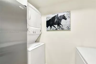 5077 NW 7th St #508, Miami, FL 33126 - Photo 8