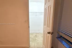 3330 N Pinewalk Dr N, Margate, FL 33063 - Photo 18