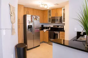 7900 Harbor Island Dr, North Bay Village, FL 33141 - Photo 8
