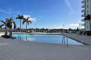 7900 Harbor Island Dr, North Bay Village, FL 33141 - Photo 16
