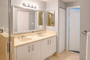 7900 Harbor Island Dr, North Bay Village, FL 33141 - Photo 12