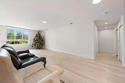 2505 NE 193rd St #4202, Miami, FL 33180 - Photo 10