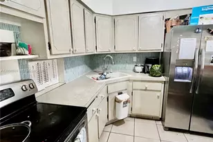 1540 NE 191st St, Miami, FL 33179 - Photo 4
