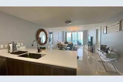 488 NE 18th #4809, Miami, FL 33132 - Photo 10