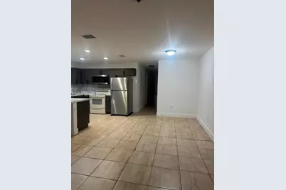 684 NW 14th St, Florida City, FL 33034 - Photo 16