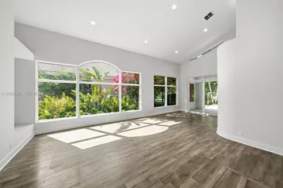 11070 Minneapolis Dr, Cooper City, FL 33026 - Photo 4