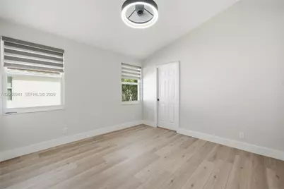 11070 Minneapolis Dr, Cooper City, FL 33026 - Photo 28